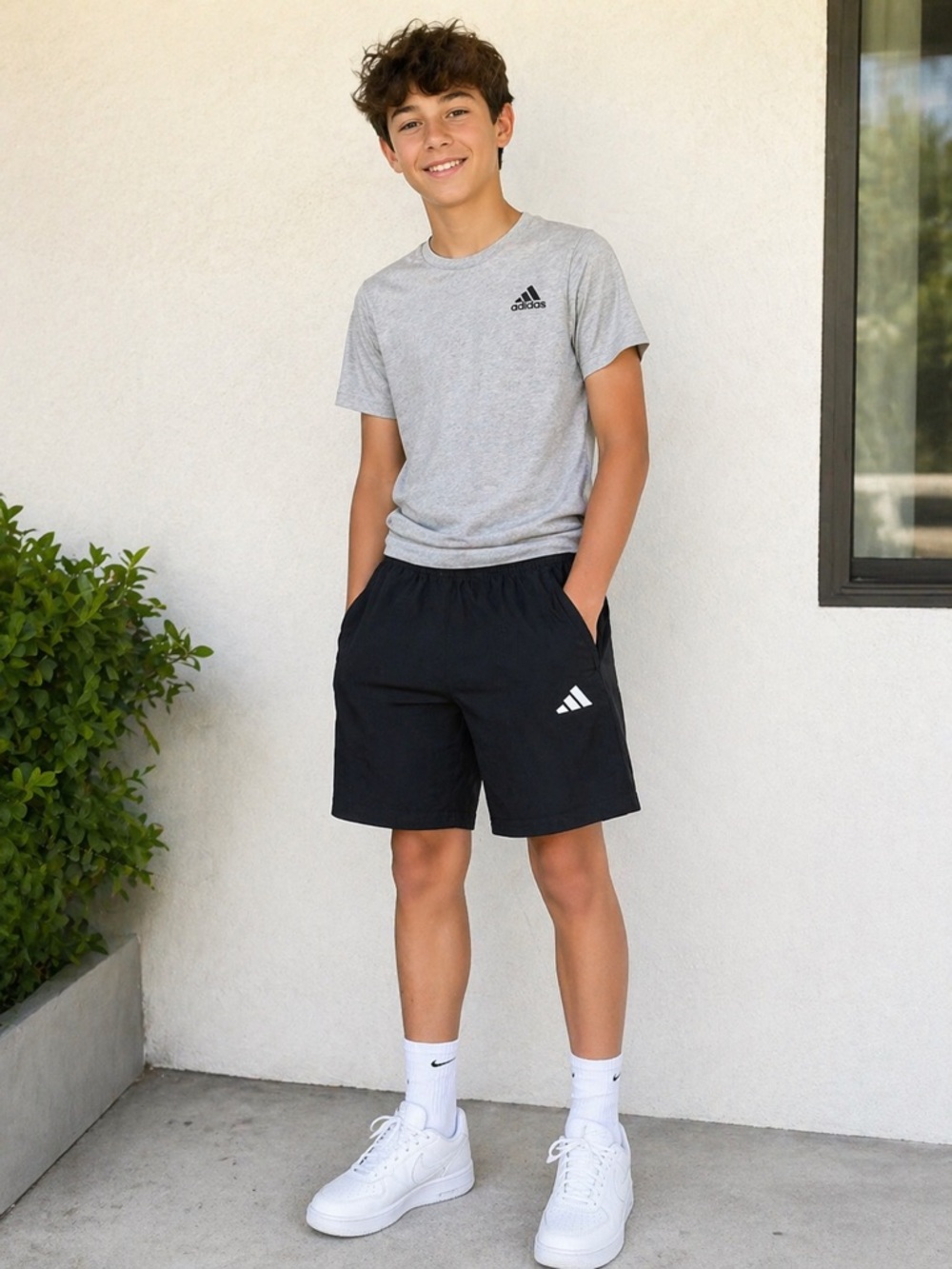 Adidas Boys Black Athletic Shorts Size L Logo Training Gym